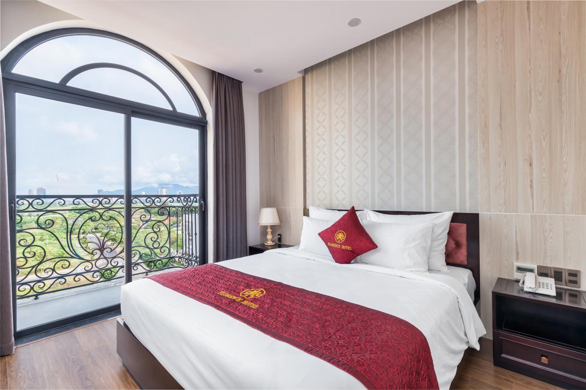 Khách sạn Florence 4*